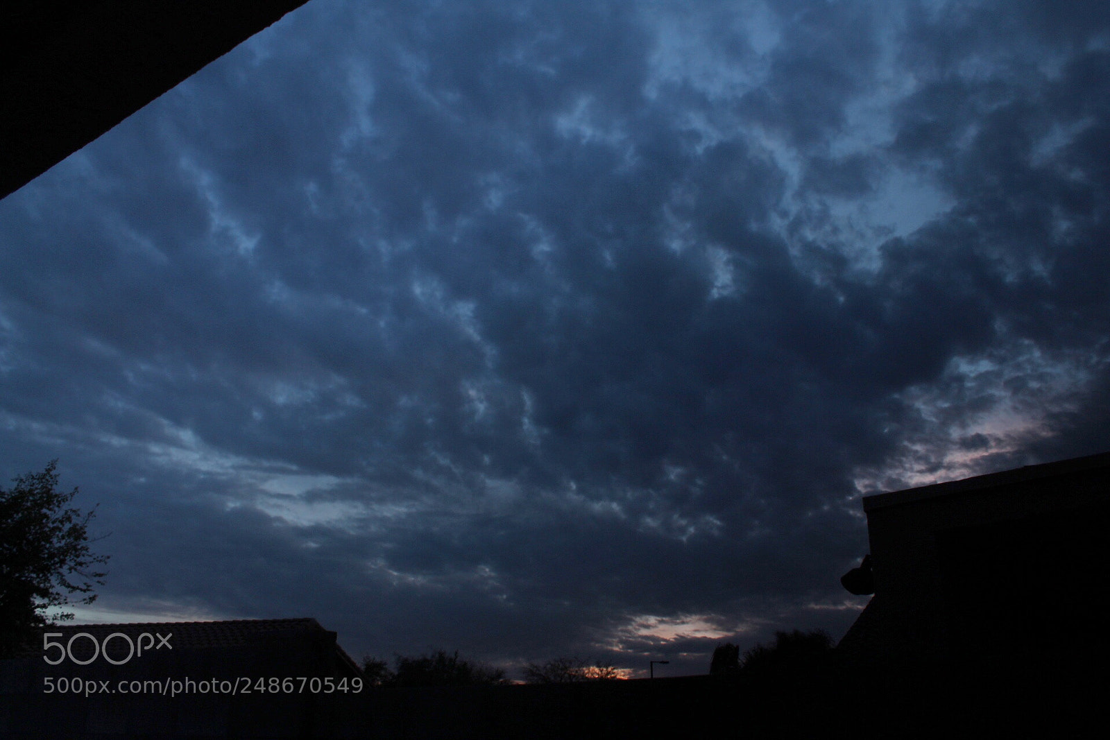 Canon EOS 1300D (EOS Rebel T6 / EOS Kiss X80) sample photo. Gorgeous dark blue sunset! photography