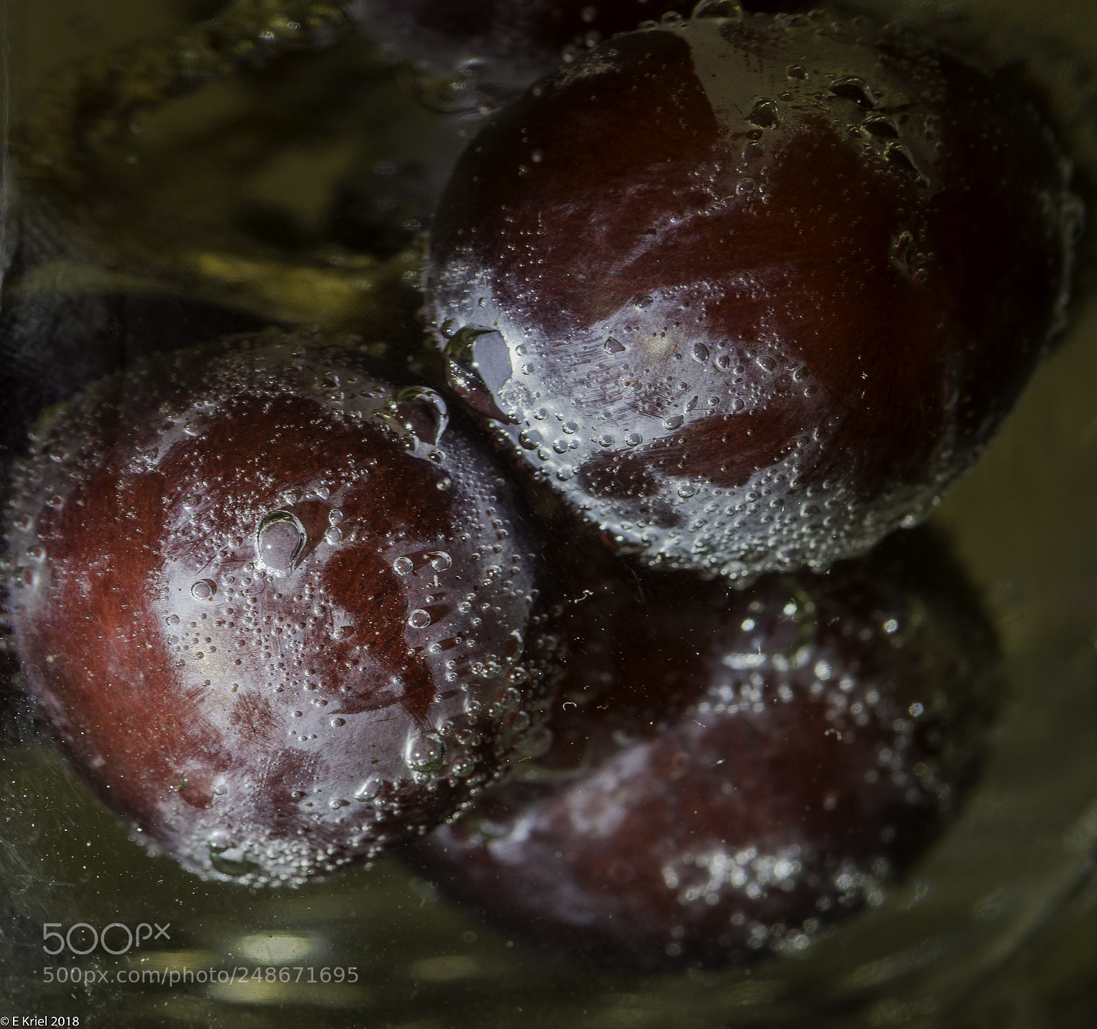 Nikon D810 sample photo. Fruit & bubbles photography