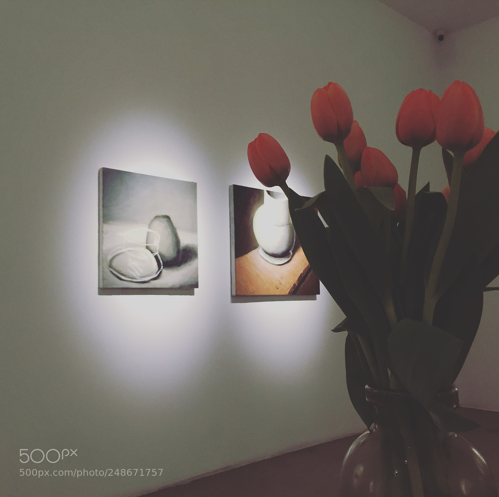 Apple iPhone 6 sample photo. Art gallery photography