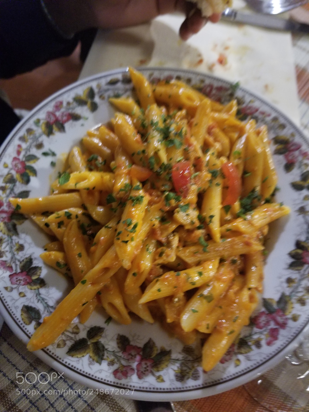 Samsung Galaxy S8 sample photo. Pasta in italy photography