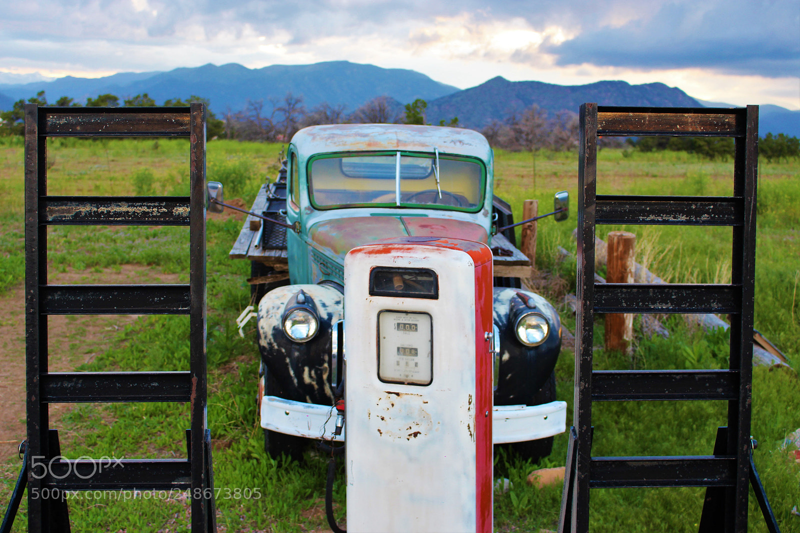 Canon EOS 700D (EOS Rebel T5i / EOS Kiss X7i) sample photo. Broken down photography