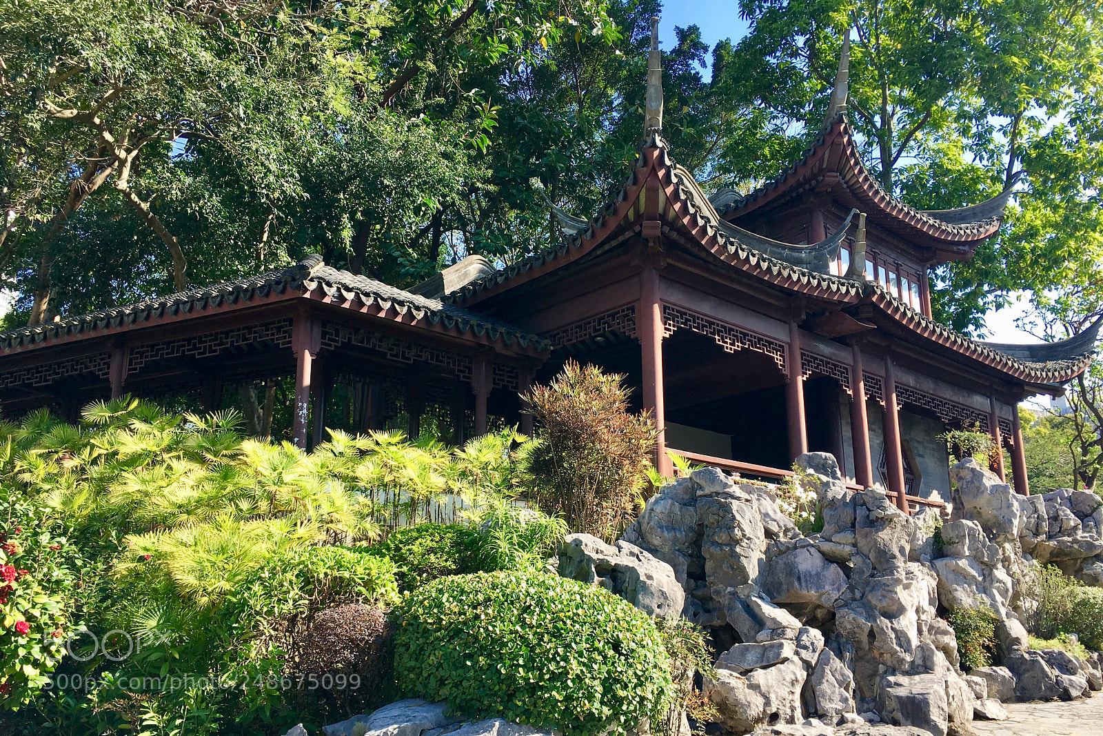 Apple iPhone 6s Plus sample photo. Chinese typical rest photography