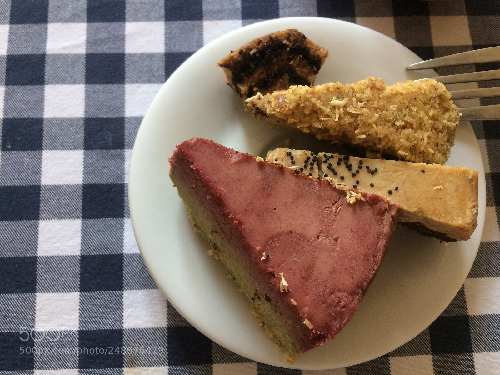 Apple iPhone 5s sample photo. Vegan cakes on the photography