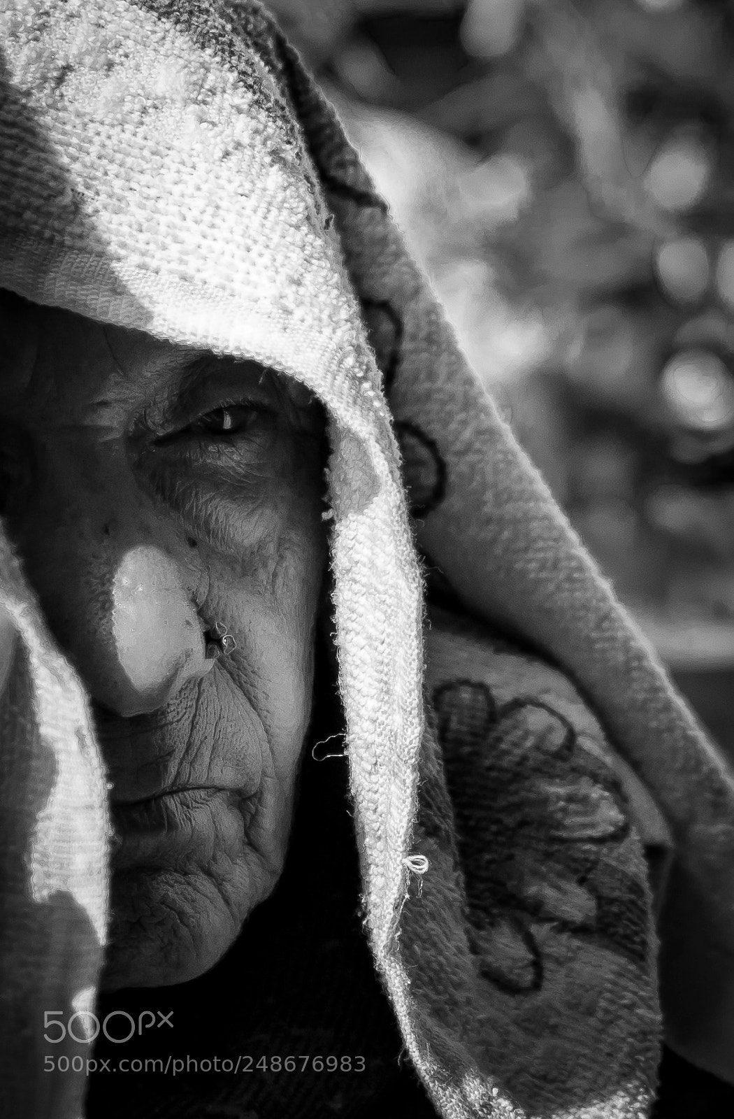 Nikon D5300 sample photo. An old nepali lady photography