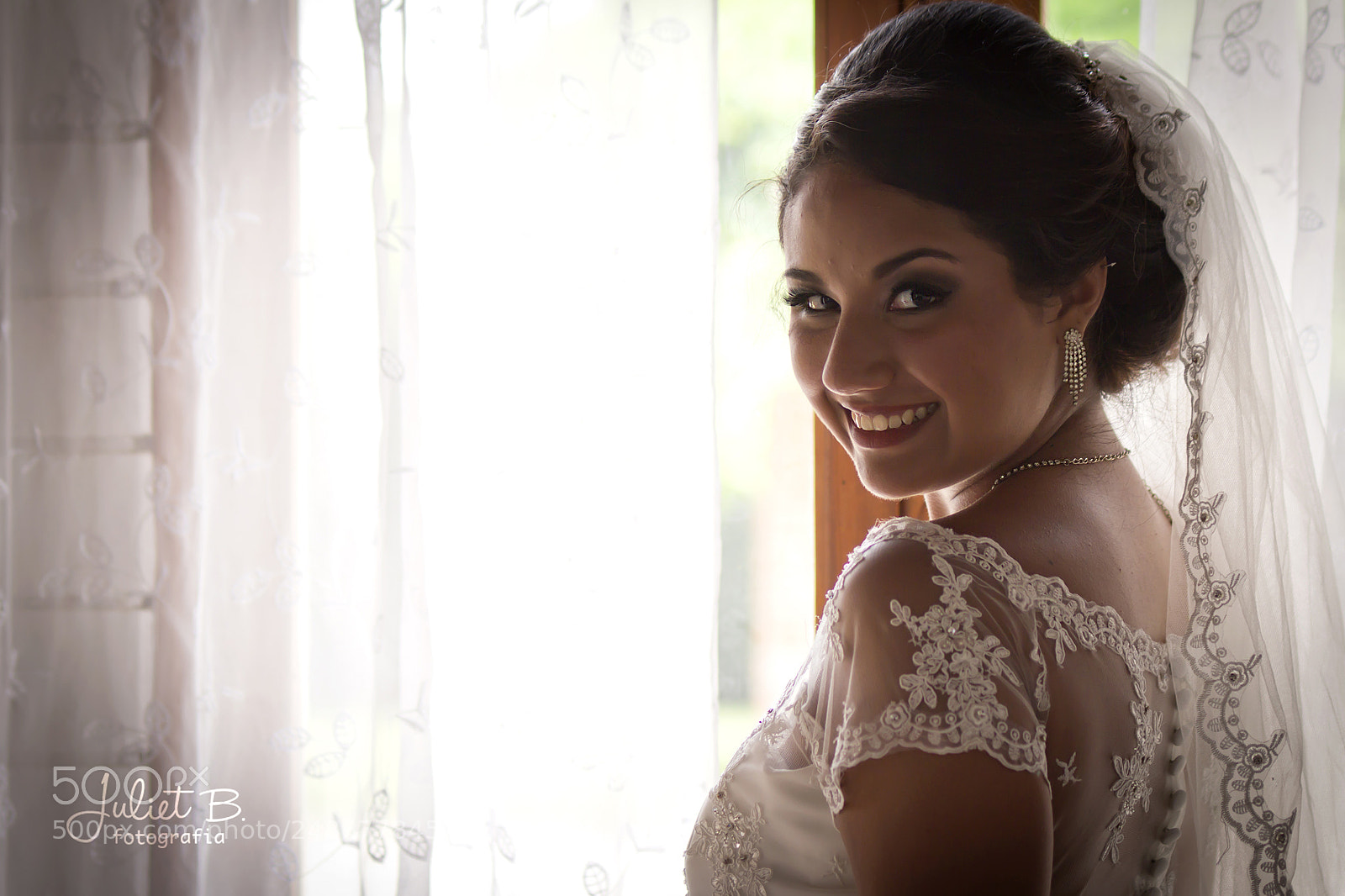 Canon EOS 600D (Rebel EOS T3i / EOS Kiss X5) sample photo. Novia photography