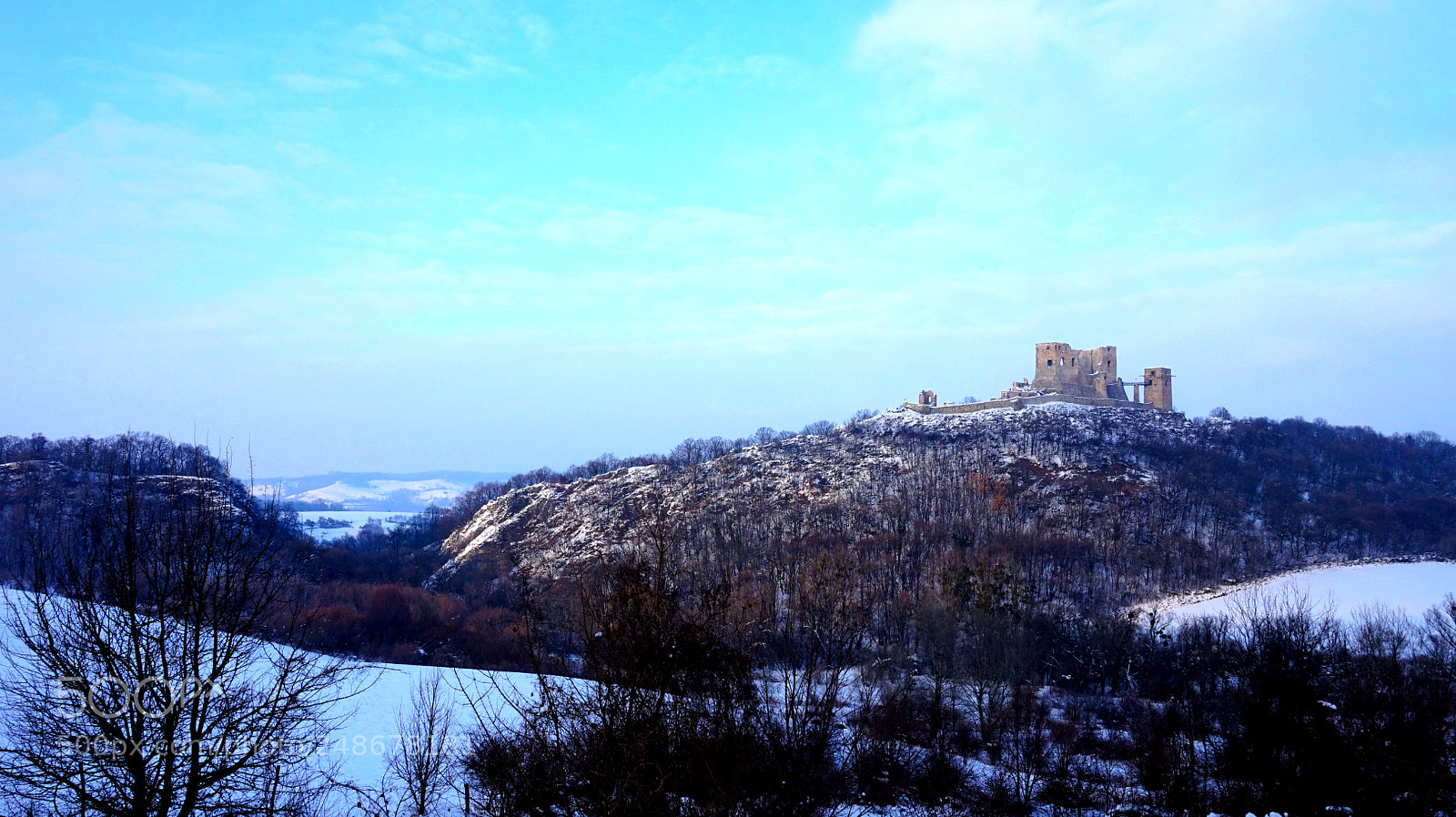Sony Alpha a5000 (ILCE 5000) sample photo. Snowy castle hill under photography