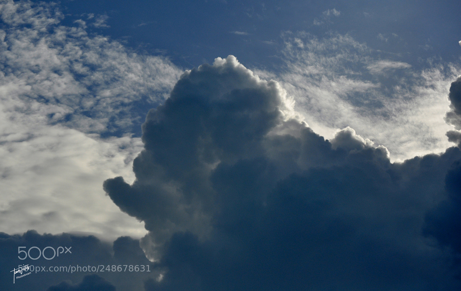 Nikon D5000 sample photo. Cloud photography