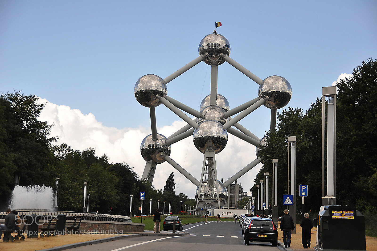 Nikon D90 sample photo. Atomium symbol of brussels photography