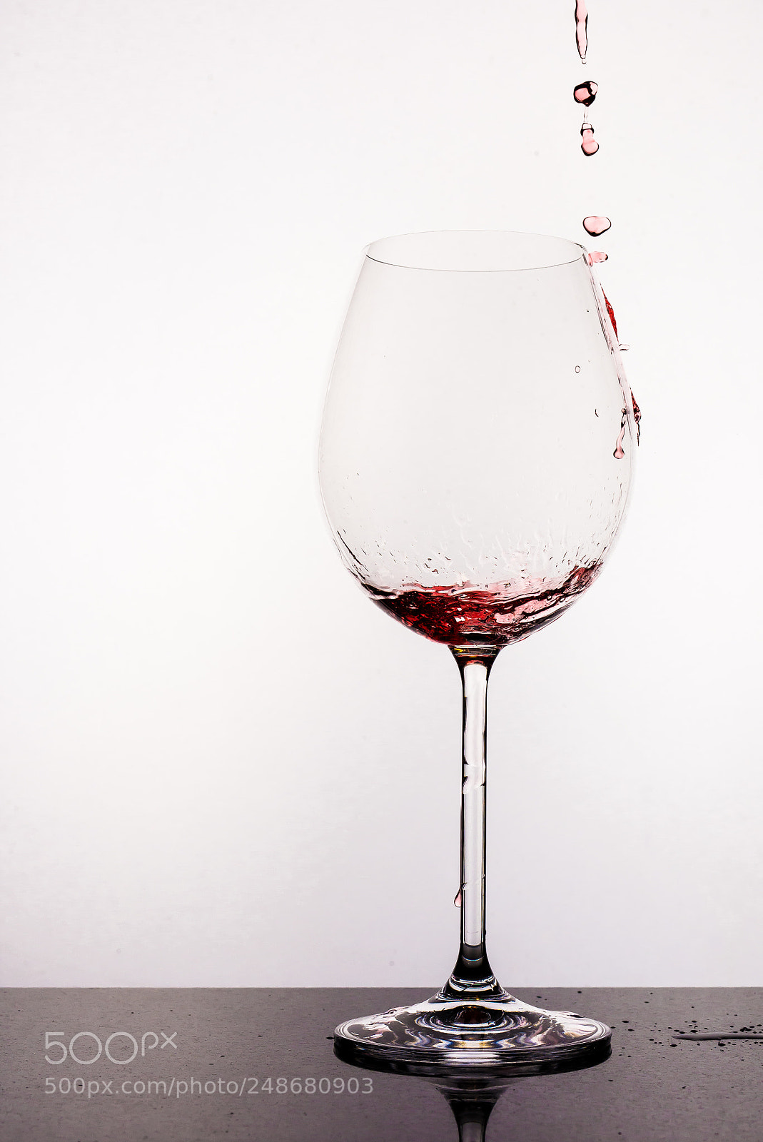 Nikon D610 sample photo. Wineglass pour water photography