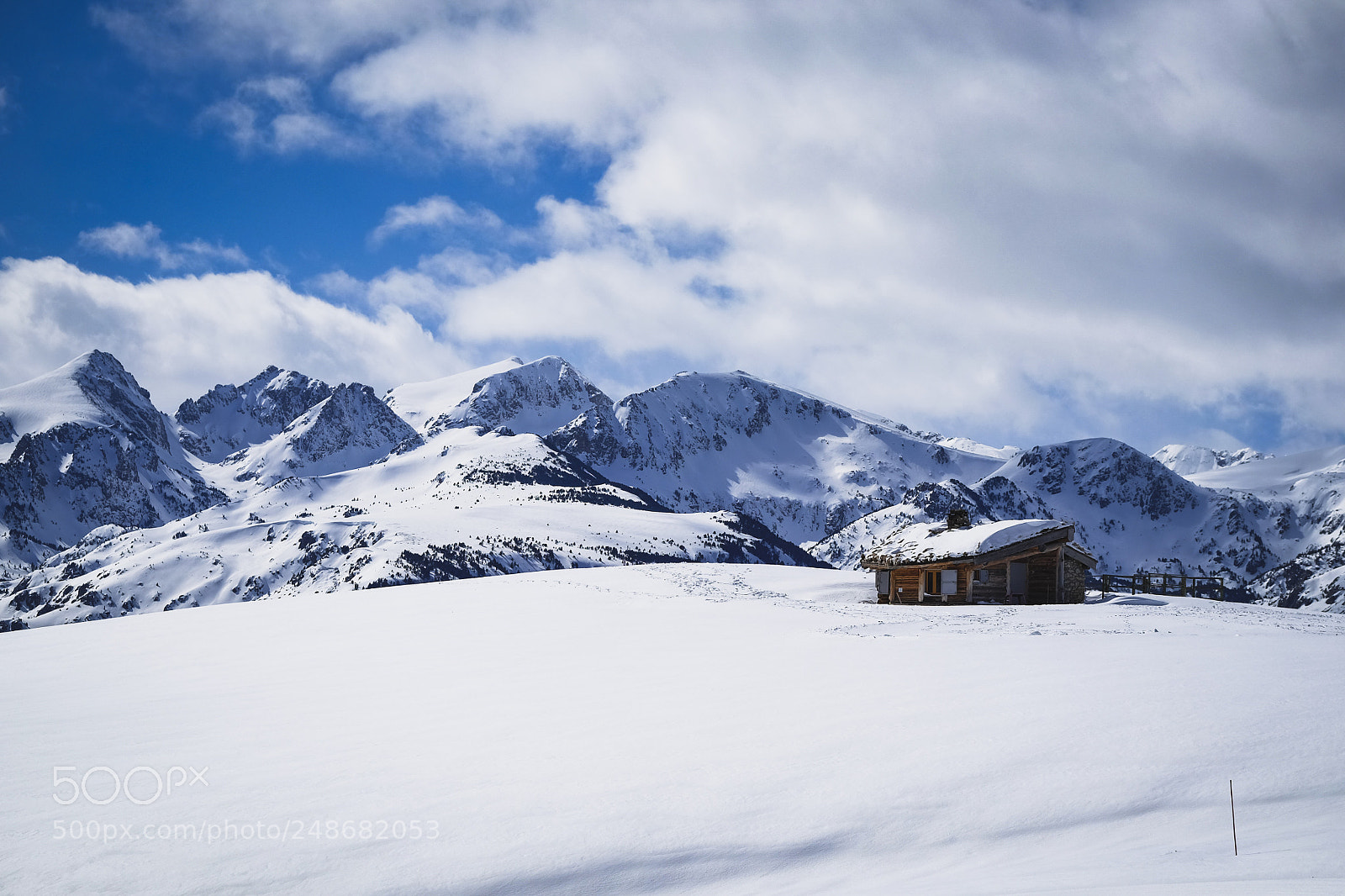 Fujifilm X-T10 sample photo. Alone in the plateau photography