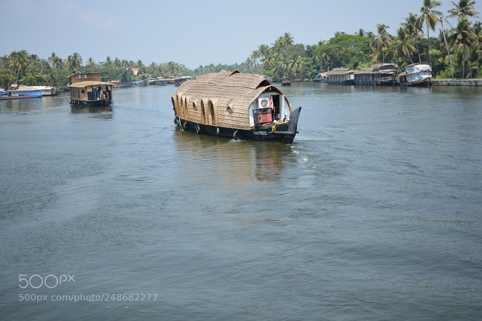 Nikon D5200 + Nikon AF-S DX Nikkor 35mm F1.8G sample photo. Beautiful kerala :) photography