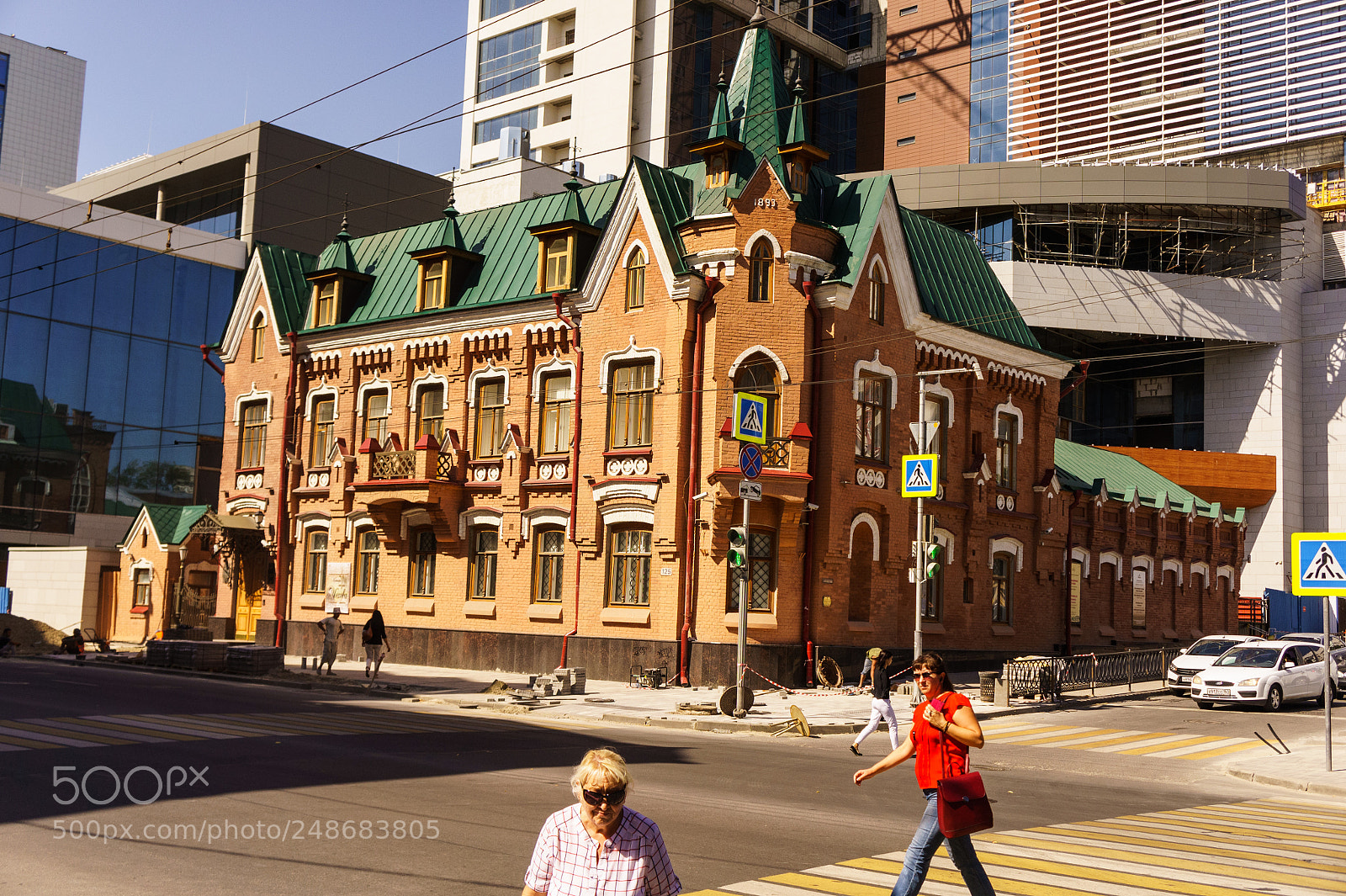 Sony Alpha NEX-5 sample photo. The ancient house of photography