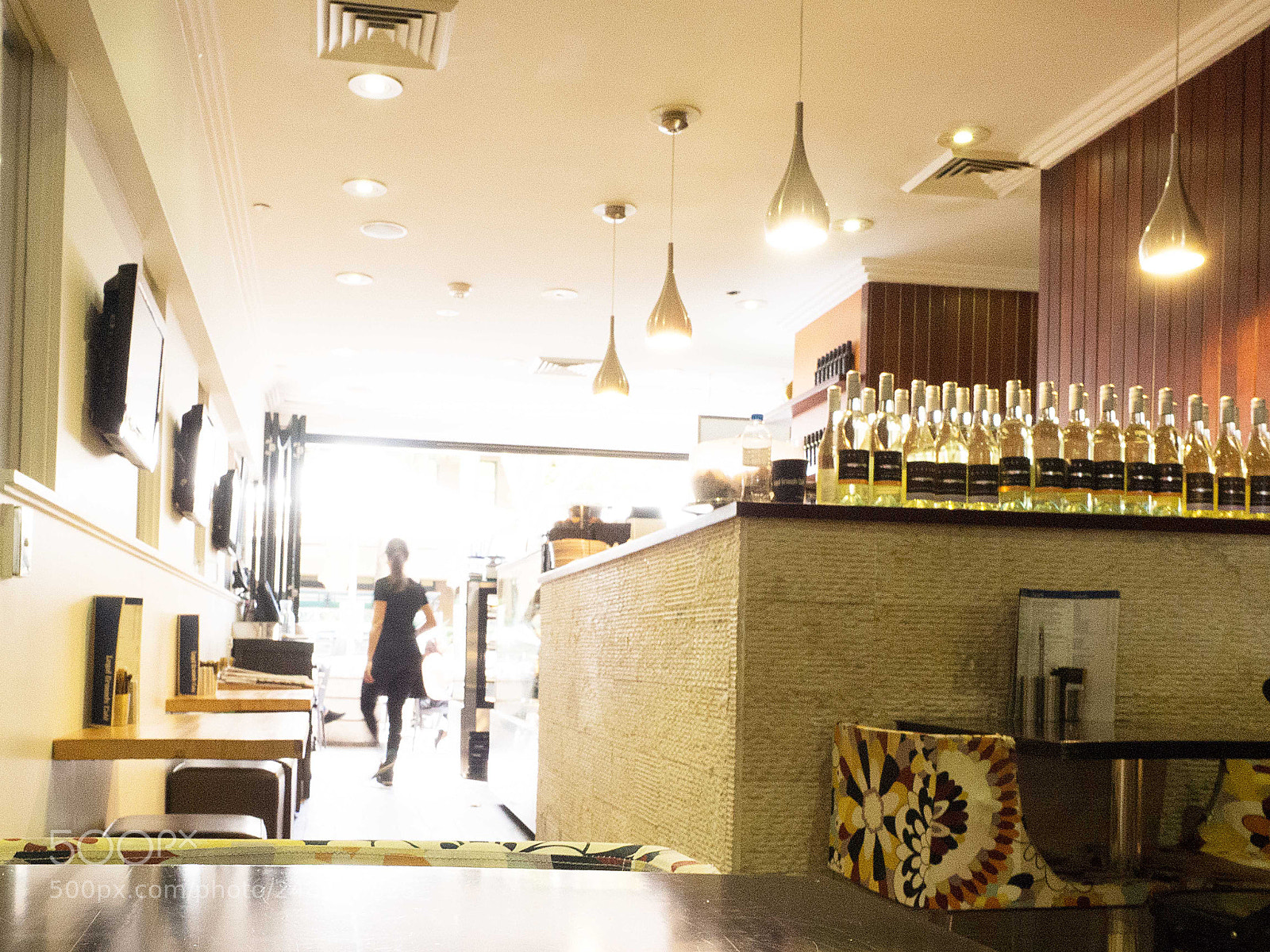 Olympus OM-D E-M10 II sample photo. The bistro photography