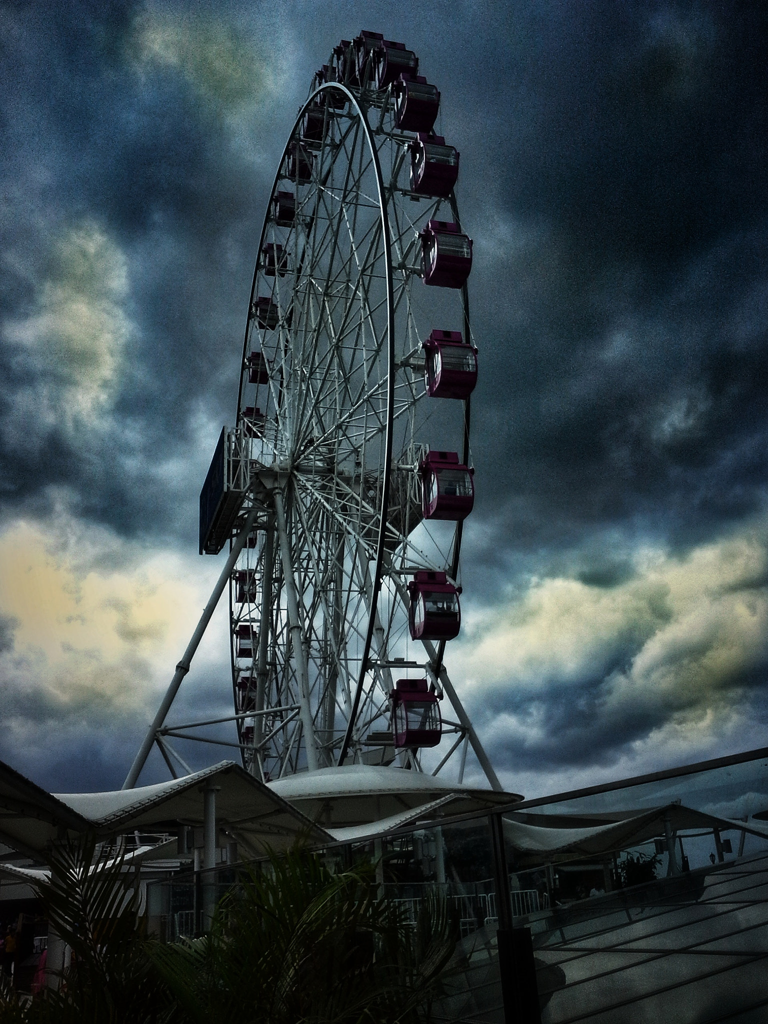 Samsung Galaxy Note 10.1 sample photo. Ferrish wheel photography