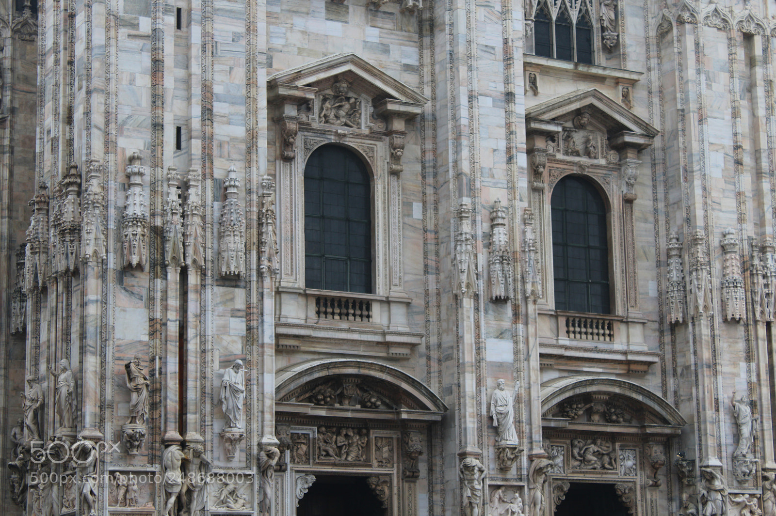 Canon EOS 1300D (EOS Rebel T6 / EOS Kiss X80) sample photo. Duomo details photography