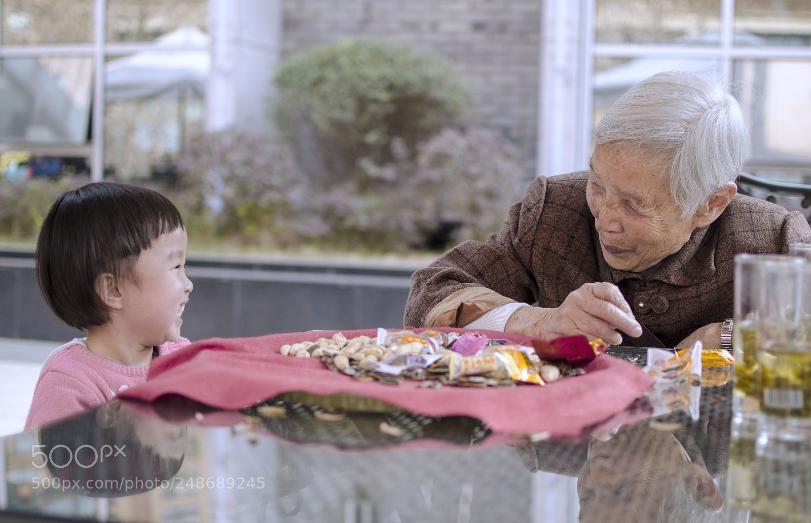 Nikon D7000 sample photo. 祖孙两 photography