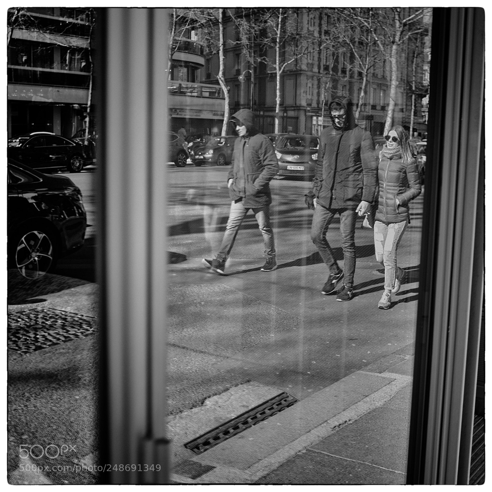 Fujifilm X100T sample photo. Paris color and black photography