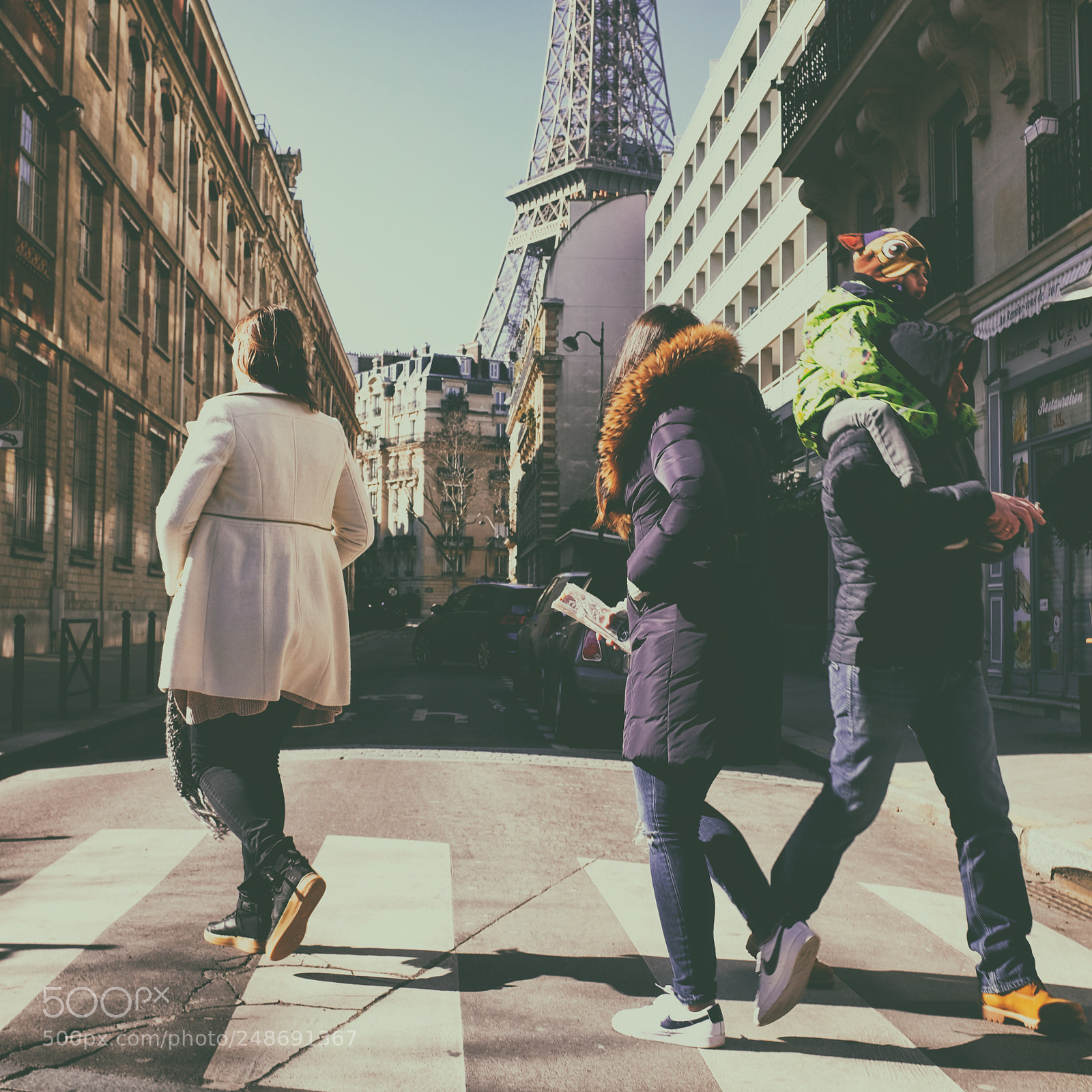 Fujifilm X100T sample photo. Paris color and black photography