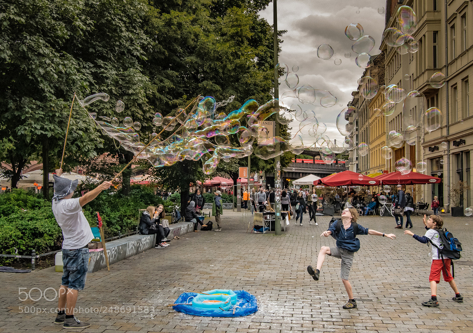 Nikon D5300 sample photo. Hunt the bubbles photography