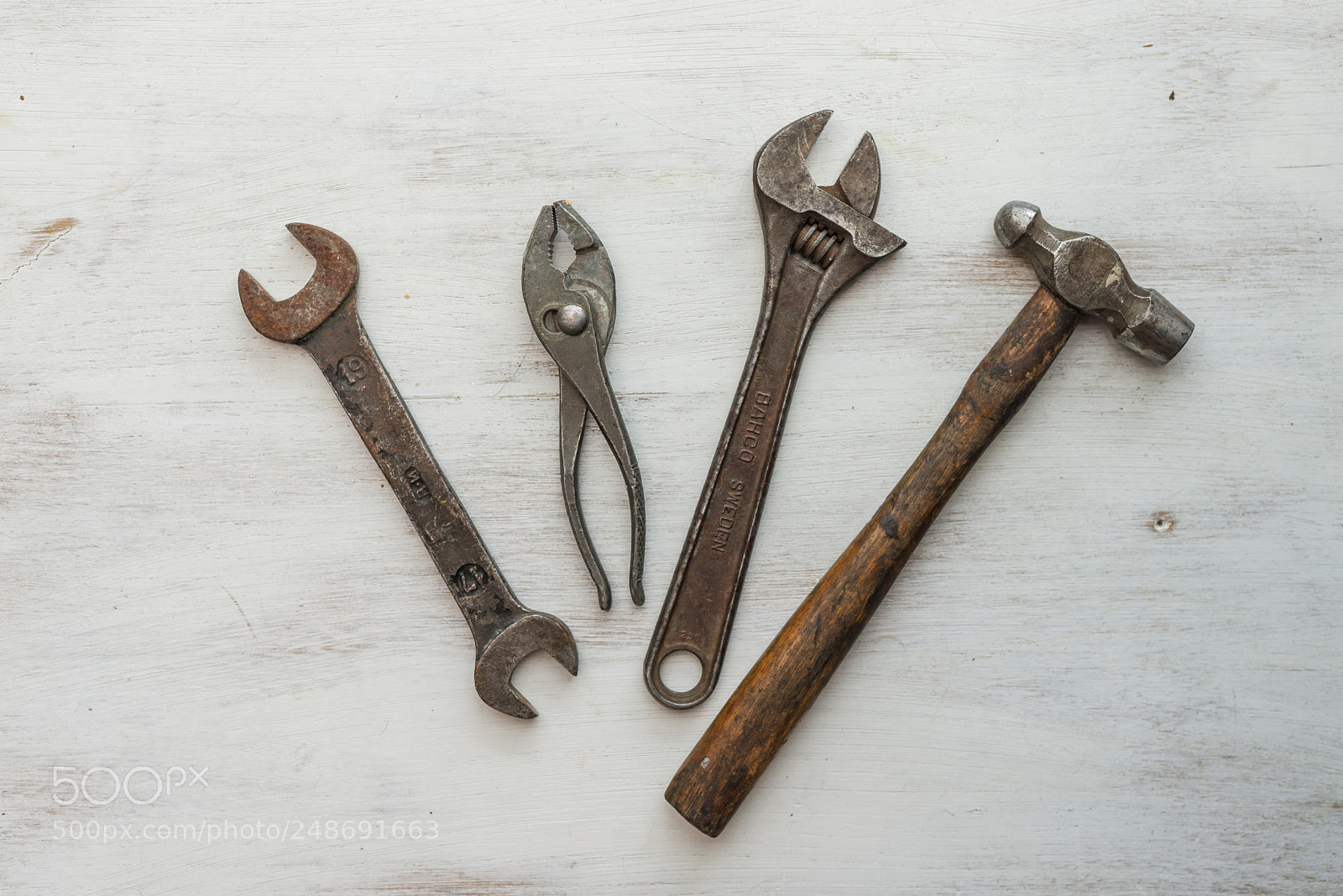 Nikon D610 sample photo. Row of old tools photography