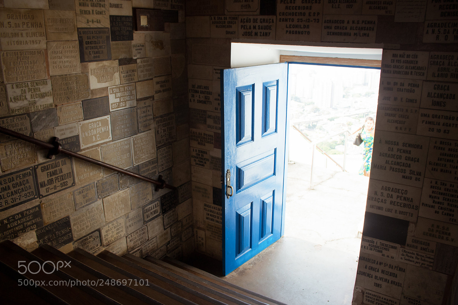 Canon EOS 700D (EOS Rebel T5i / EOS Kiss X7i) sample photo. Sanctuary bluee door photography