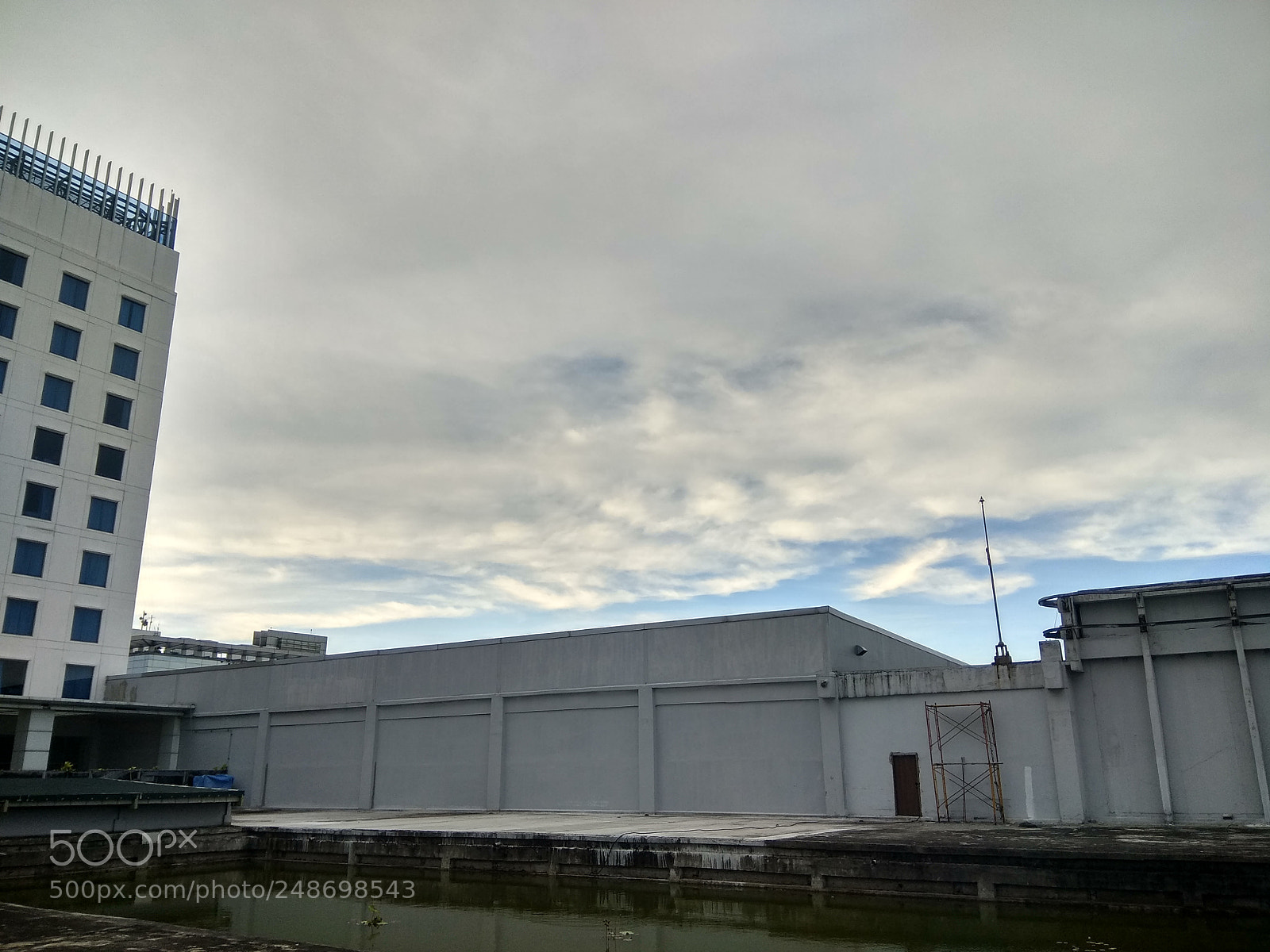 Xiaomi Redmi Note 4 sample photo. Save me a little photography