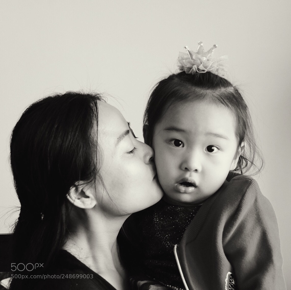 Fujifilm X30 sample photo. She wishes she could photography