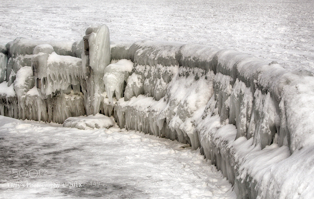 Canon EOS 1300D (EOS Rebel T6 / EOS Kiss X80) sample photo. Frozen lake balaton photography