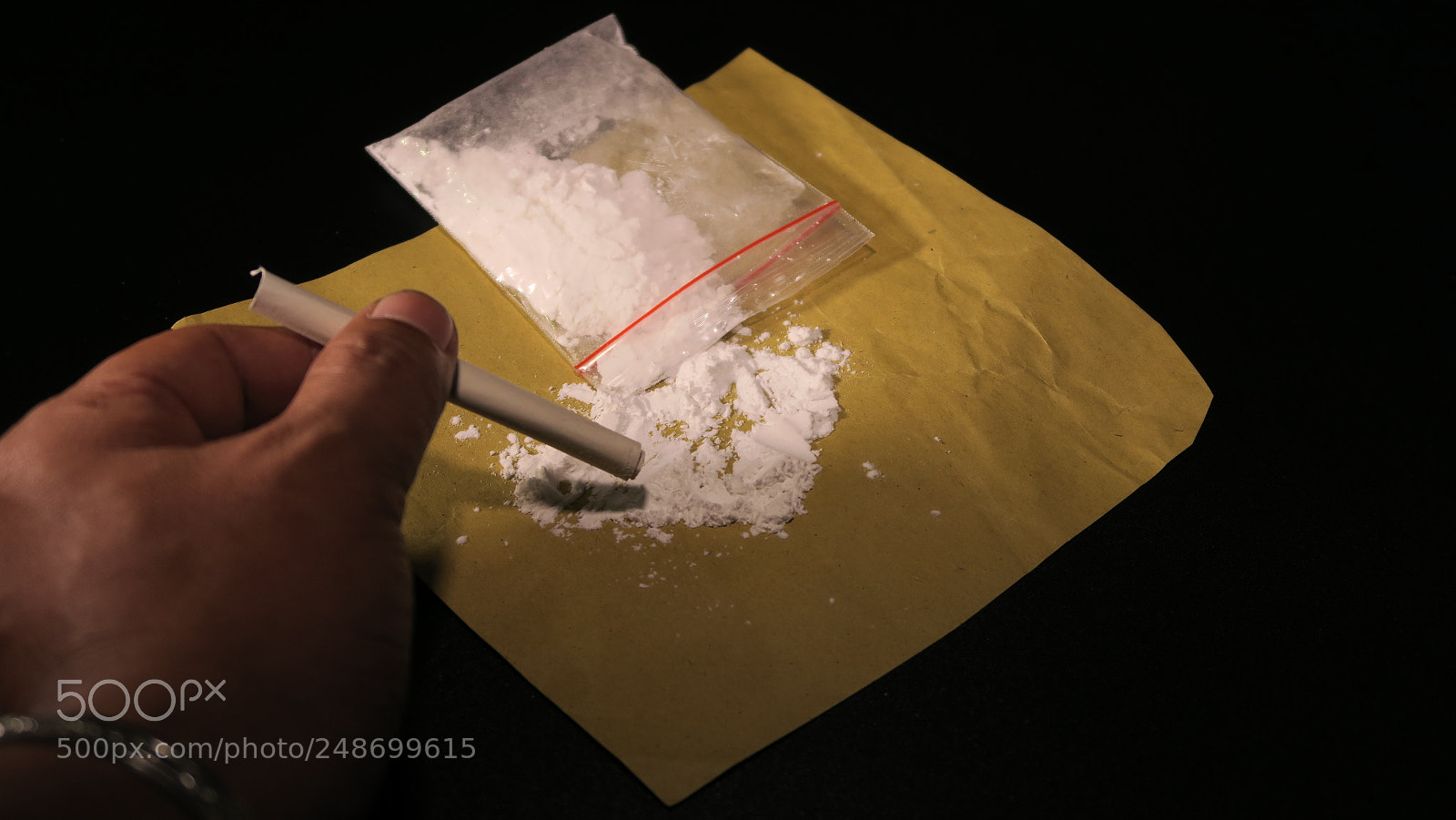 Canon PowerShot G7 X sample photo. Drug powder (cocaine) photography