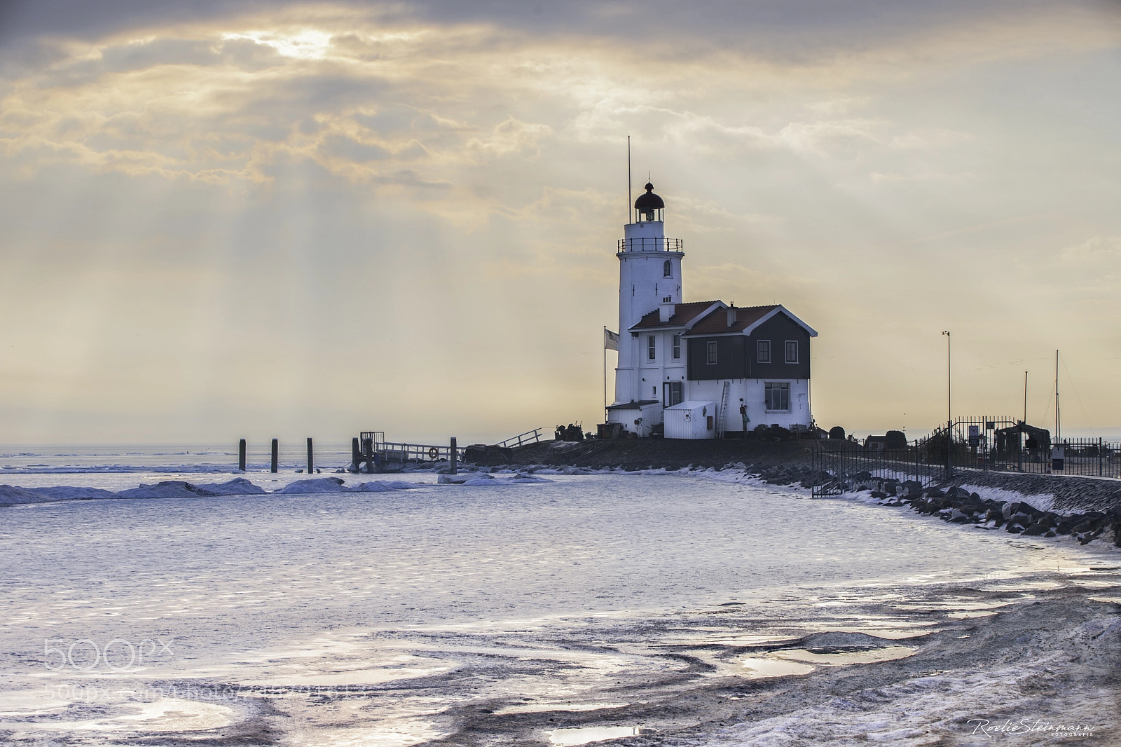 Canon EOS 6D Mark II sample photo. Rain of sunbeams photography