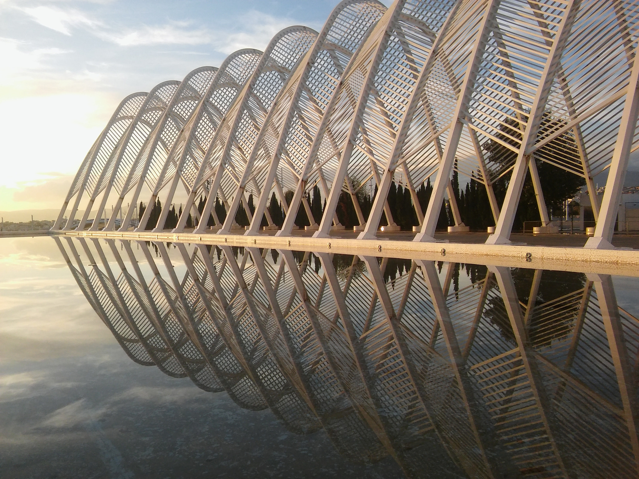 LG SPIRIT 4G LTE sample photo. Reflections photography