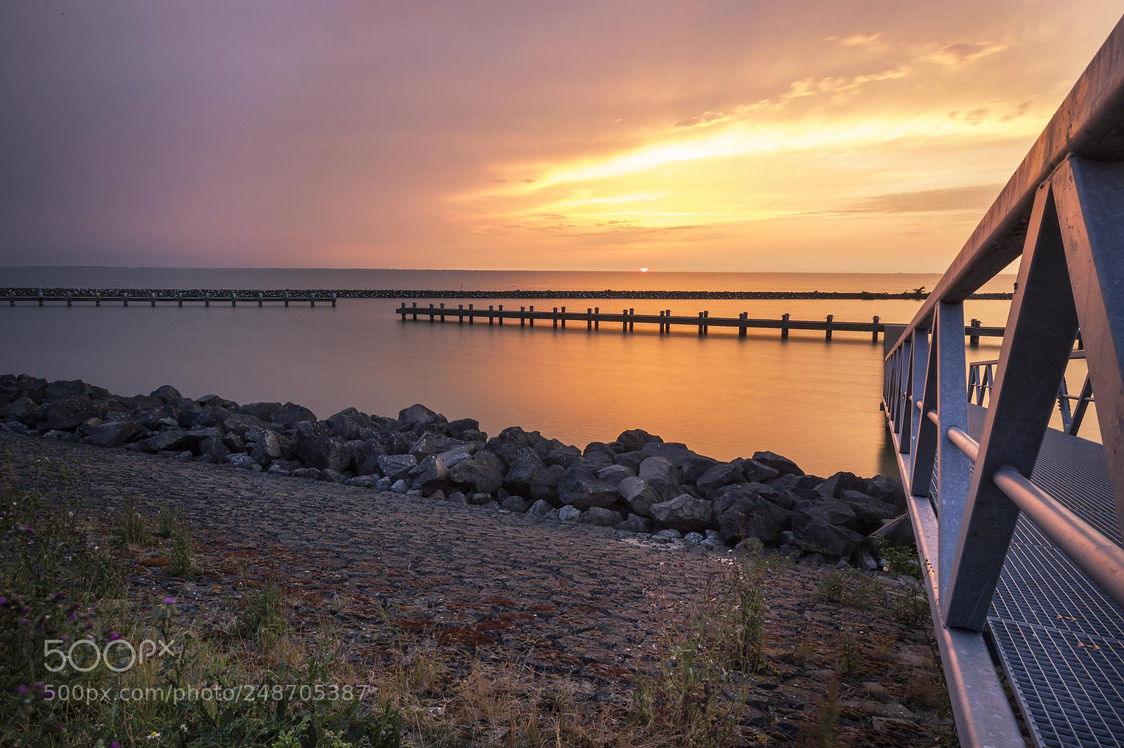 Canon EOS 600D (Rebel EOS T3i / EOS Kiss X5) sample photo. Ijsselmeer photography