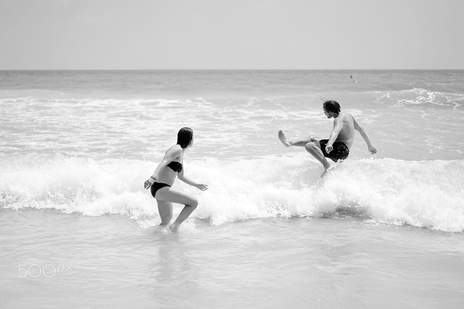 Sony a7 II + Sony Sonnar T* FE 55mm F1.8 ZA sample photo. You jump i jump photography