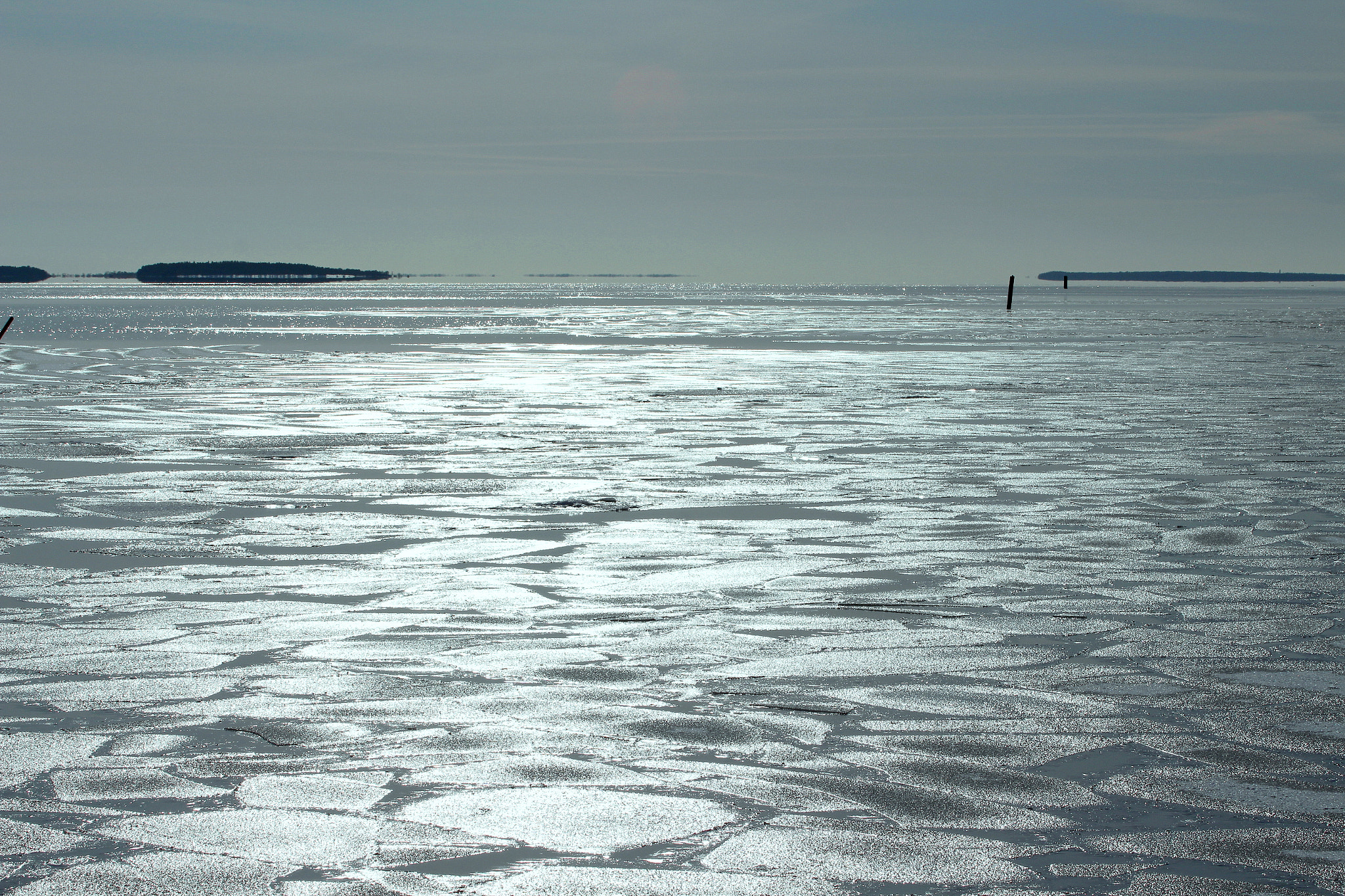 Canon EOS 700D (EOS Rebel T5i / EOS Kiss X7i) sample photo. Bright  sunny open sea photography