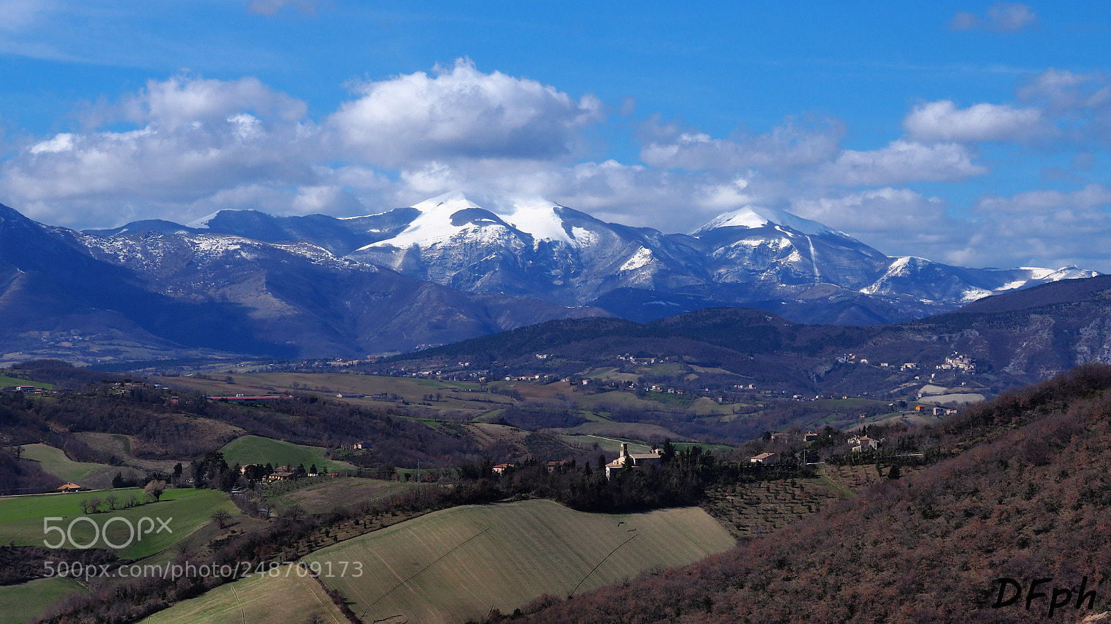 Olympus OM-D E-M10 II sample photo. Catena montuosa photography