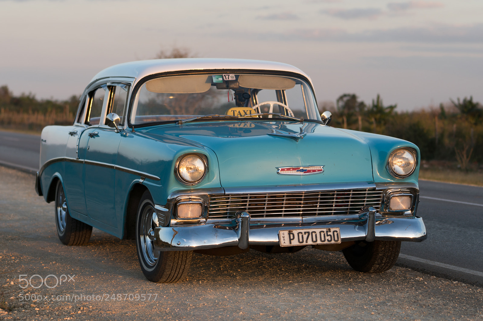 Sony a6500 sample photo. Classic cuban car 9 photography