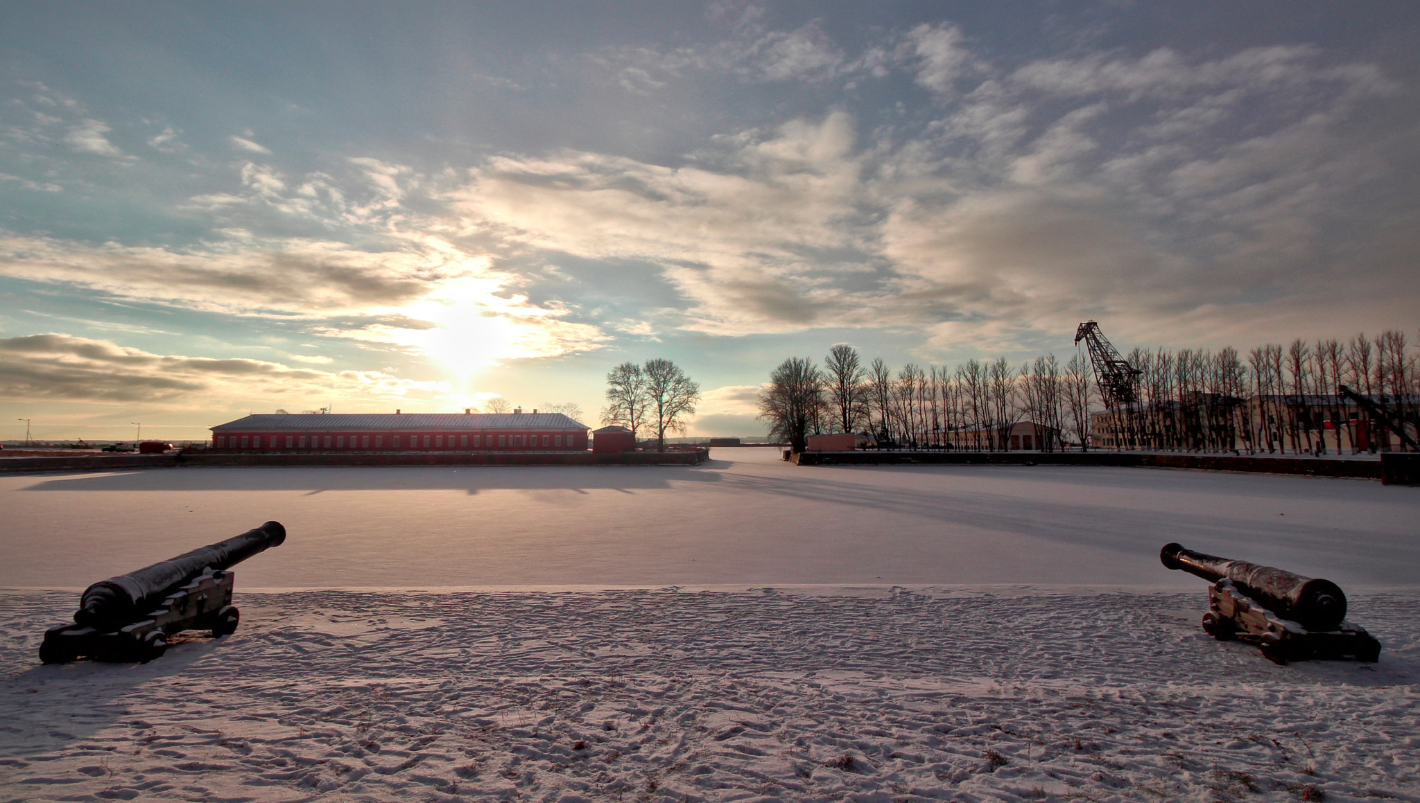 Canon EOS 650D (EOS Rebel T4i / EOS Kiss X6i) sample photo. Kronshtadt photography