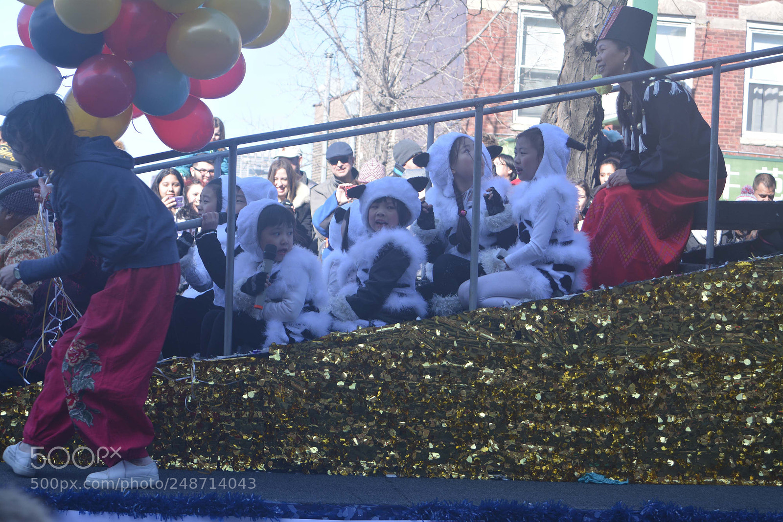 Nikon D7100 sample photo. Singing kids in panda photography