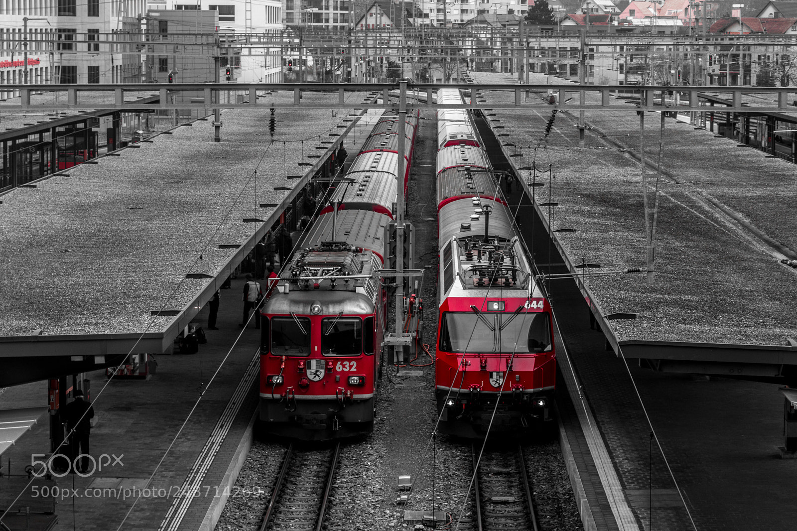 Canon EOS 77D (EOS 9000D / EOS 770D) sample photo. Chur station - switzerland photography