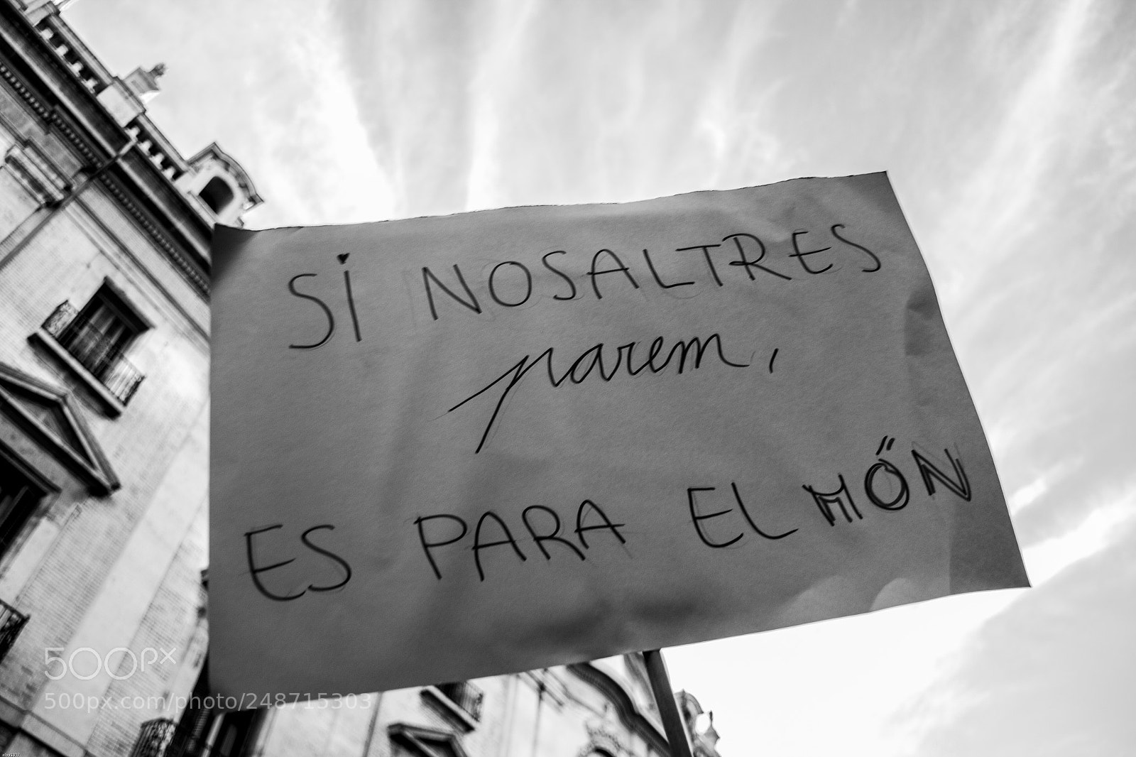 Canon EOS 550D (EOS Rebel T2i / EOS Kiss X4) sample photo. Huelga feminista photography