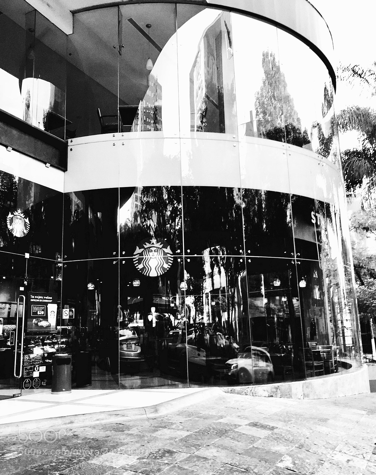 Apple iPhone 7 sample photo. City reflection on starbucks photography