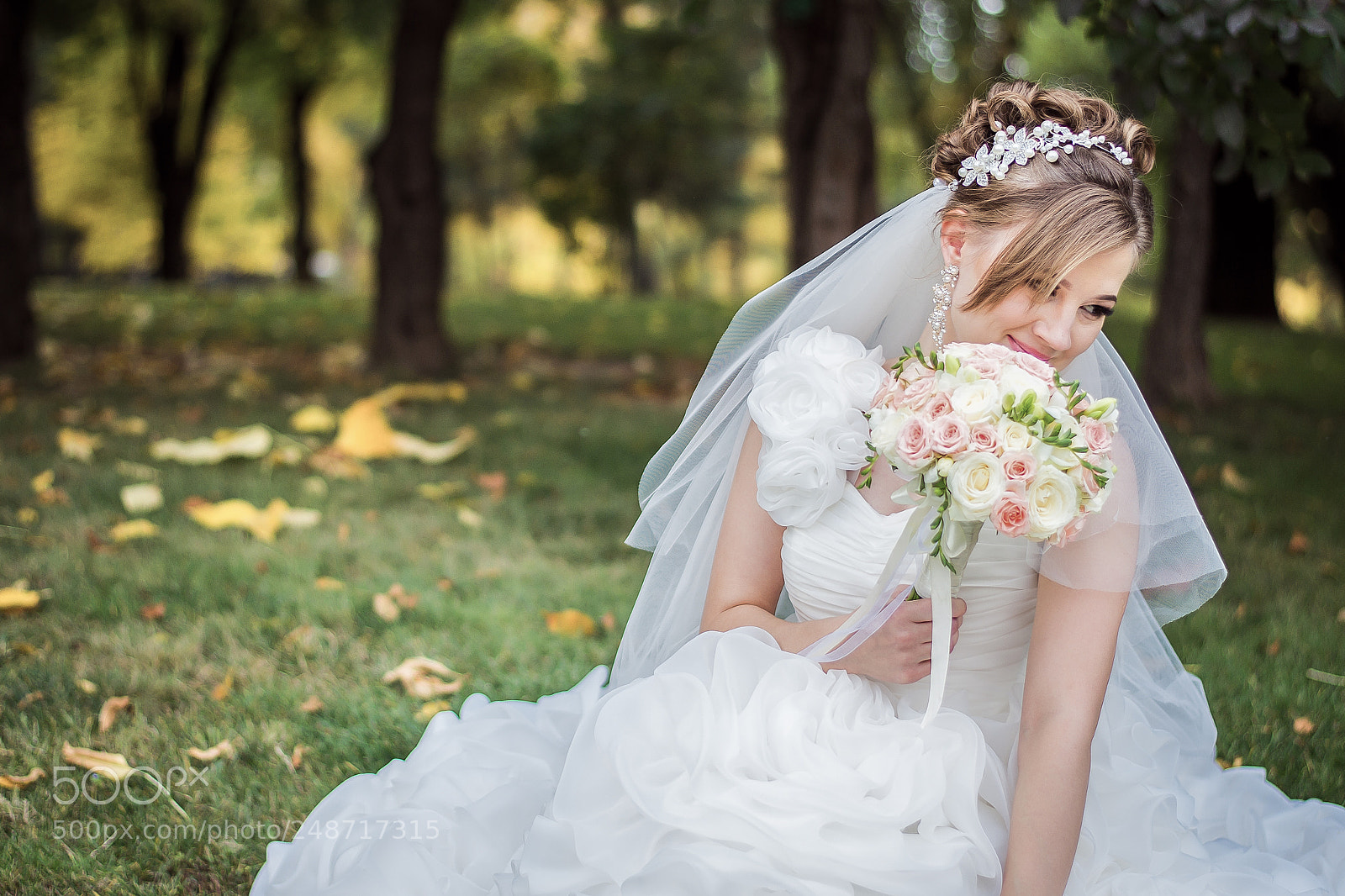Nikon D3100 sample photo. () photography