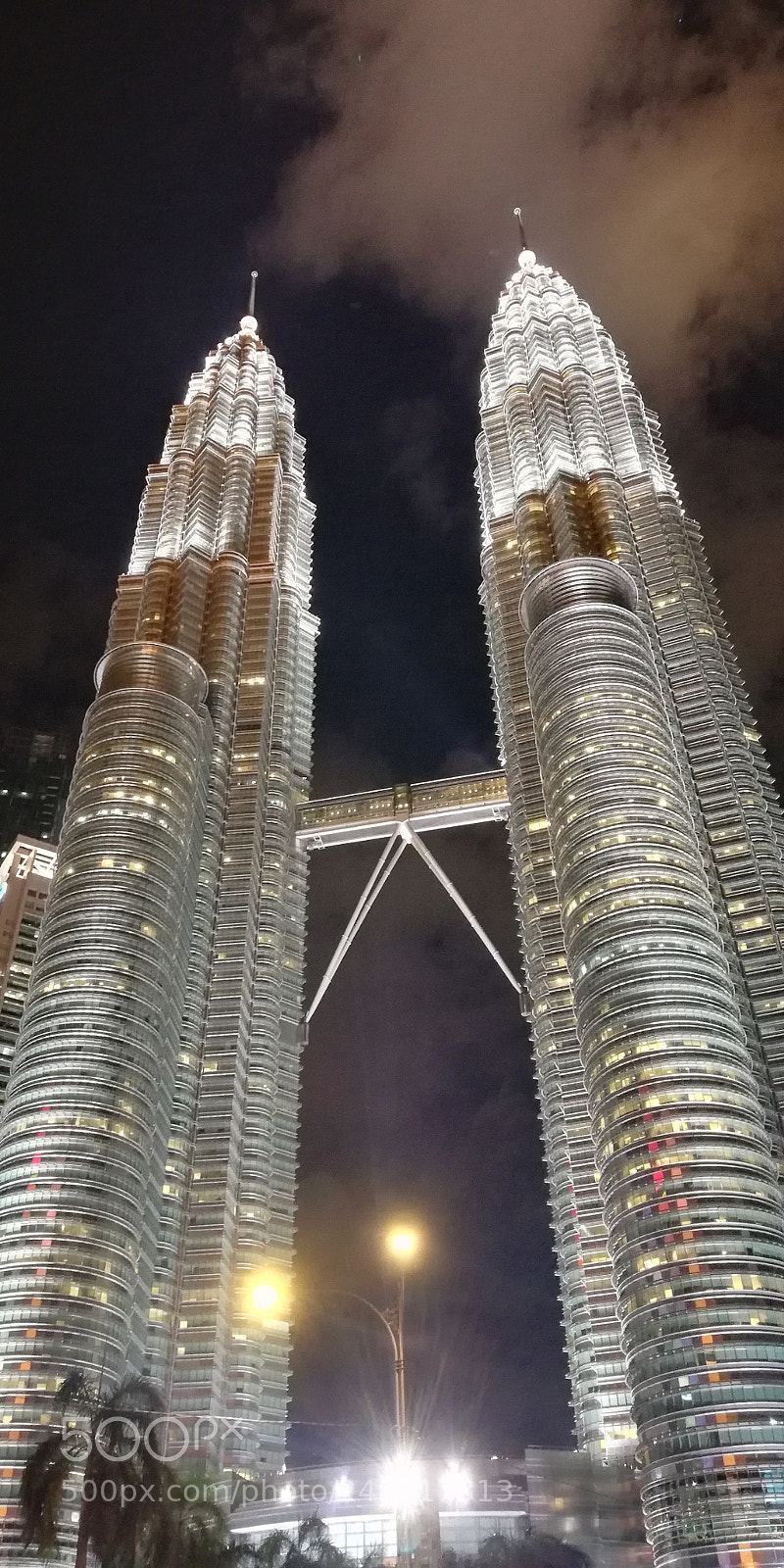 HUAWEI nova 2i sample photo. Petronas twin towers photography