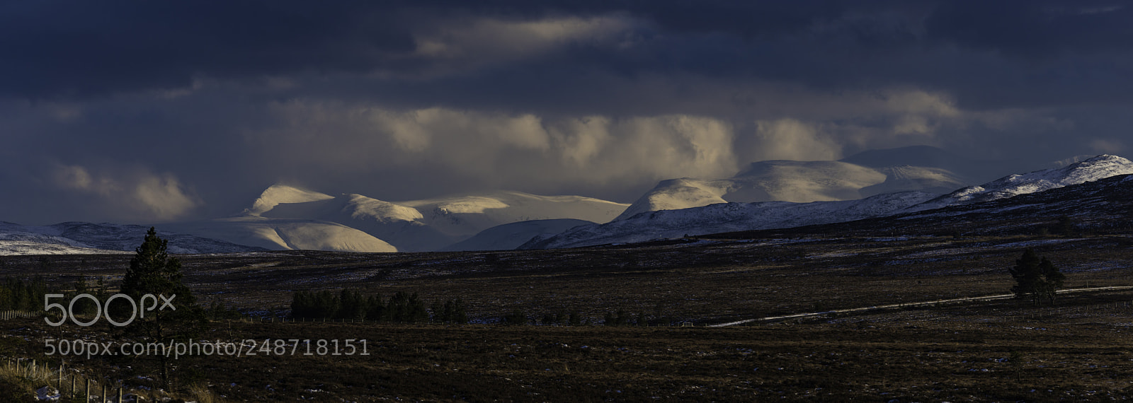 Sony a6300 sample photo. Snowcapped cairngorms photography