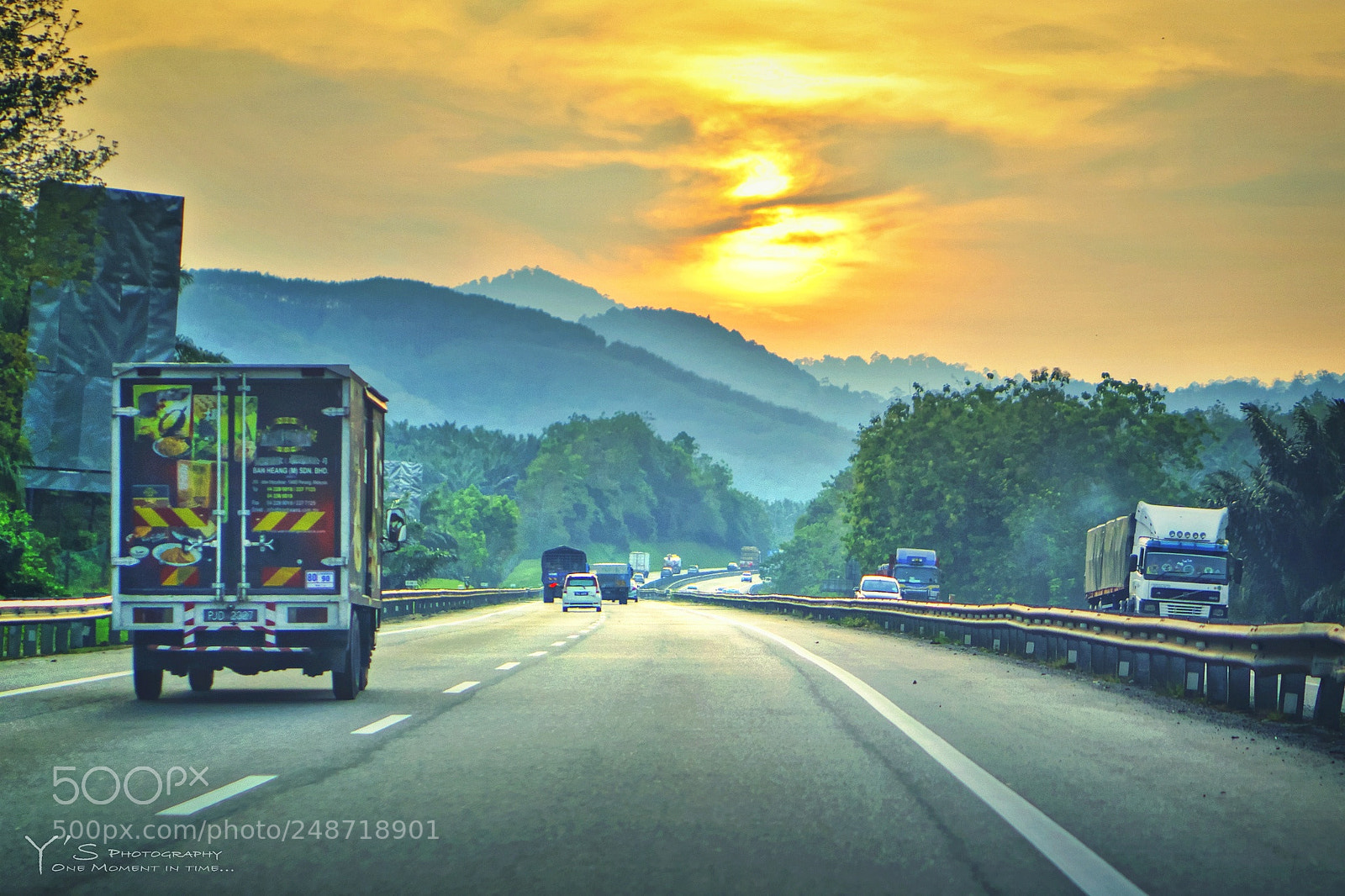 Sony a6000 sample photo. Evening, on the way photography