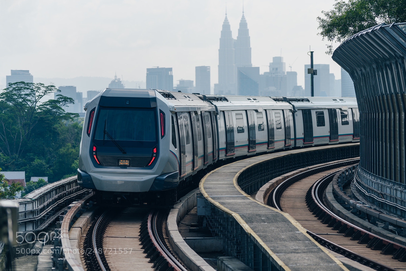 Sony a7R II sample photo. Mass rapid transit mrt photography