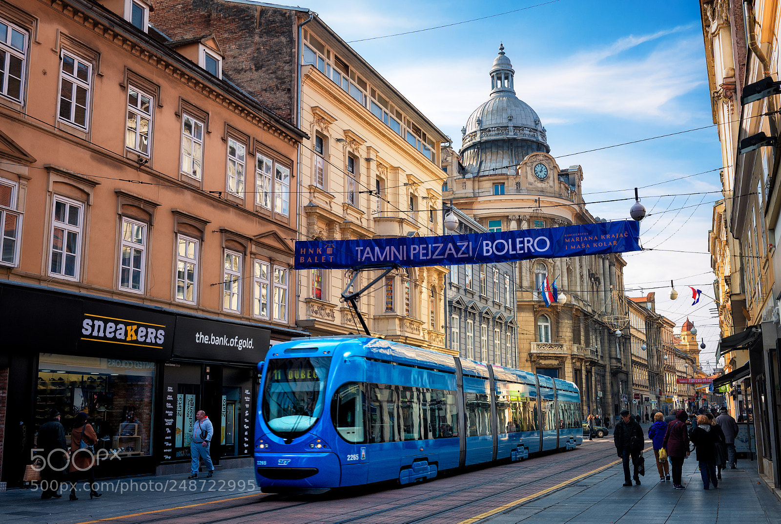 Nikon D610 sample photo. Tram in the city photography