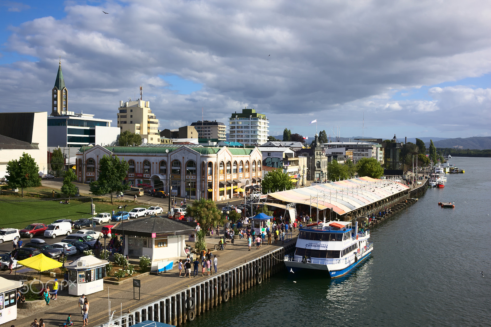 Canon EF 40mm F2.8 STM sample photo. Riverside in valdivia, chile photography