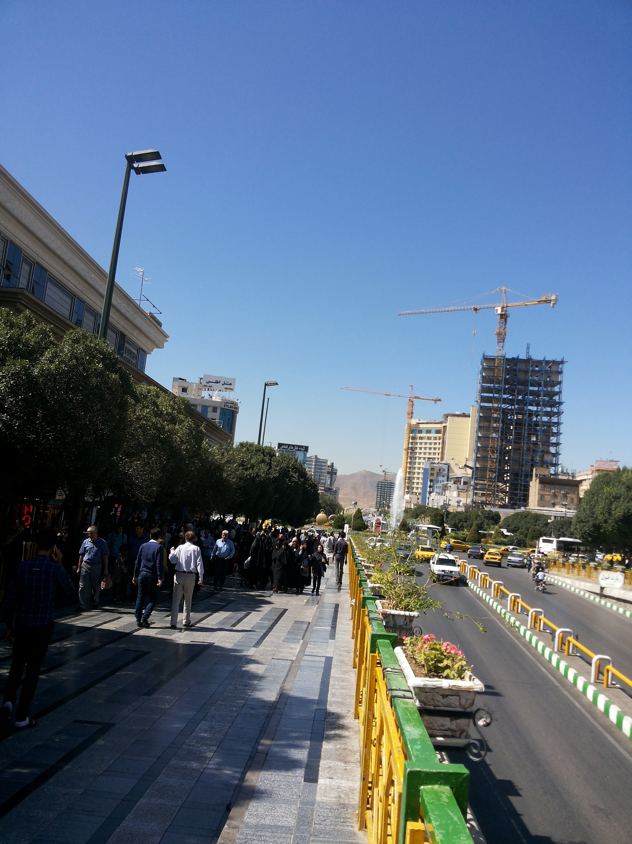 Samsung Galaxy Grand Duos sample photo. City photography
