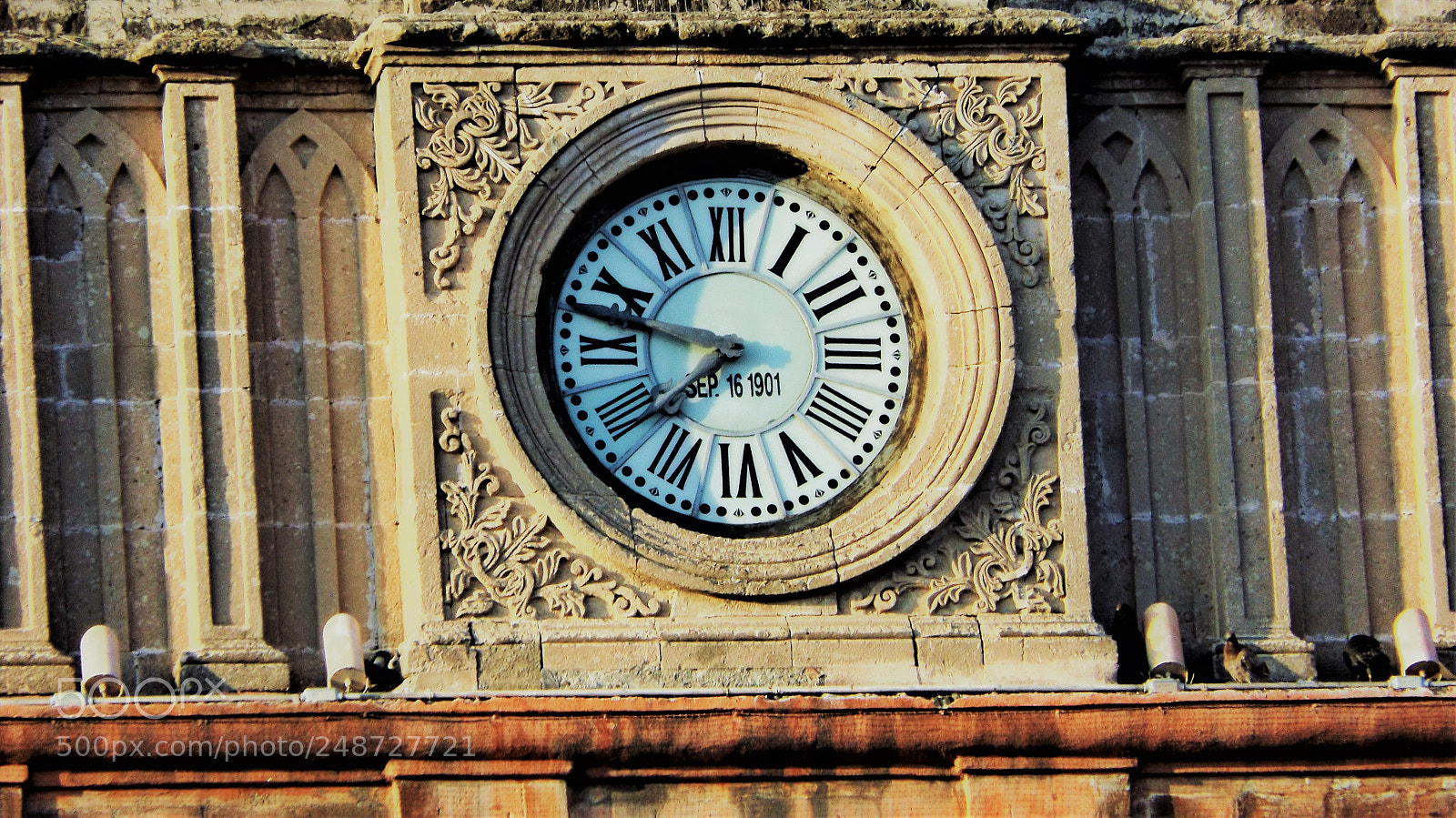 Fujifilm FinePix S4800 sample photo. City clock in san photography